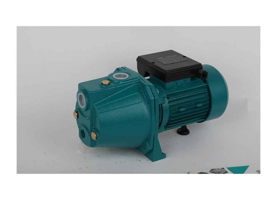 Self priming jet pump for wells and household water supply